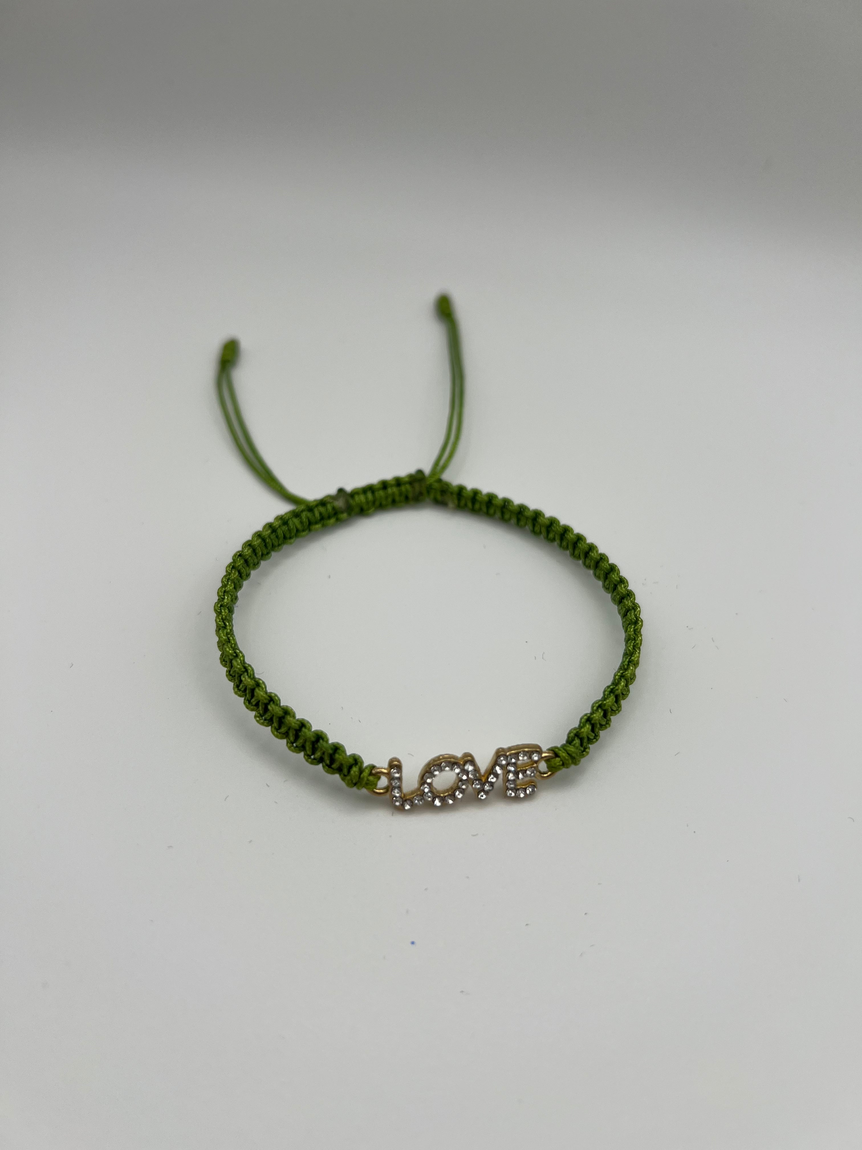 Love Macrame bracelet
